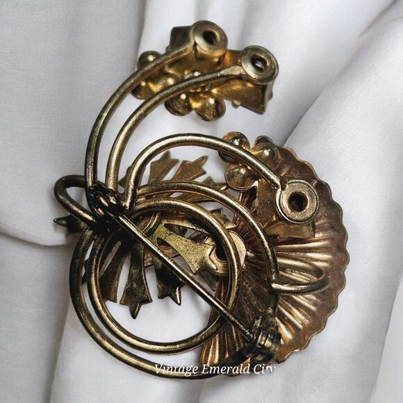 Vtg MCM Art Deco Floral Fan Brooch Red Rhinestones Goldtone Metal Pin Swirl Read - Picture 8 of 12